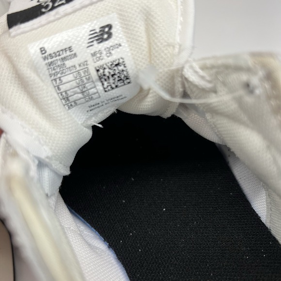 New Balance 327 Casual Sneakers Womens Size 7.5 Seasalt White Black WS327V1 - Picture 12 of 12